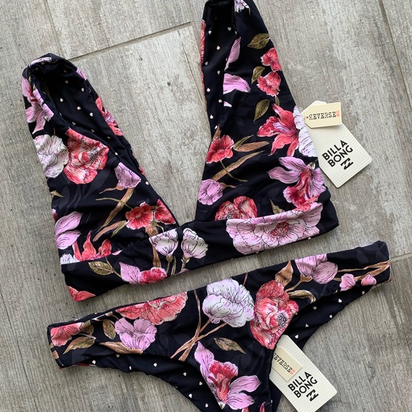Billabong Other - 🔥🔥BILLABONG - REVERSIBLE FLORAL TIDE BIKINI SET